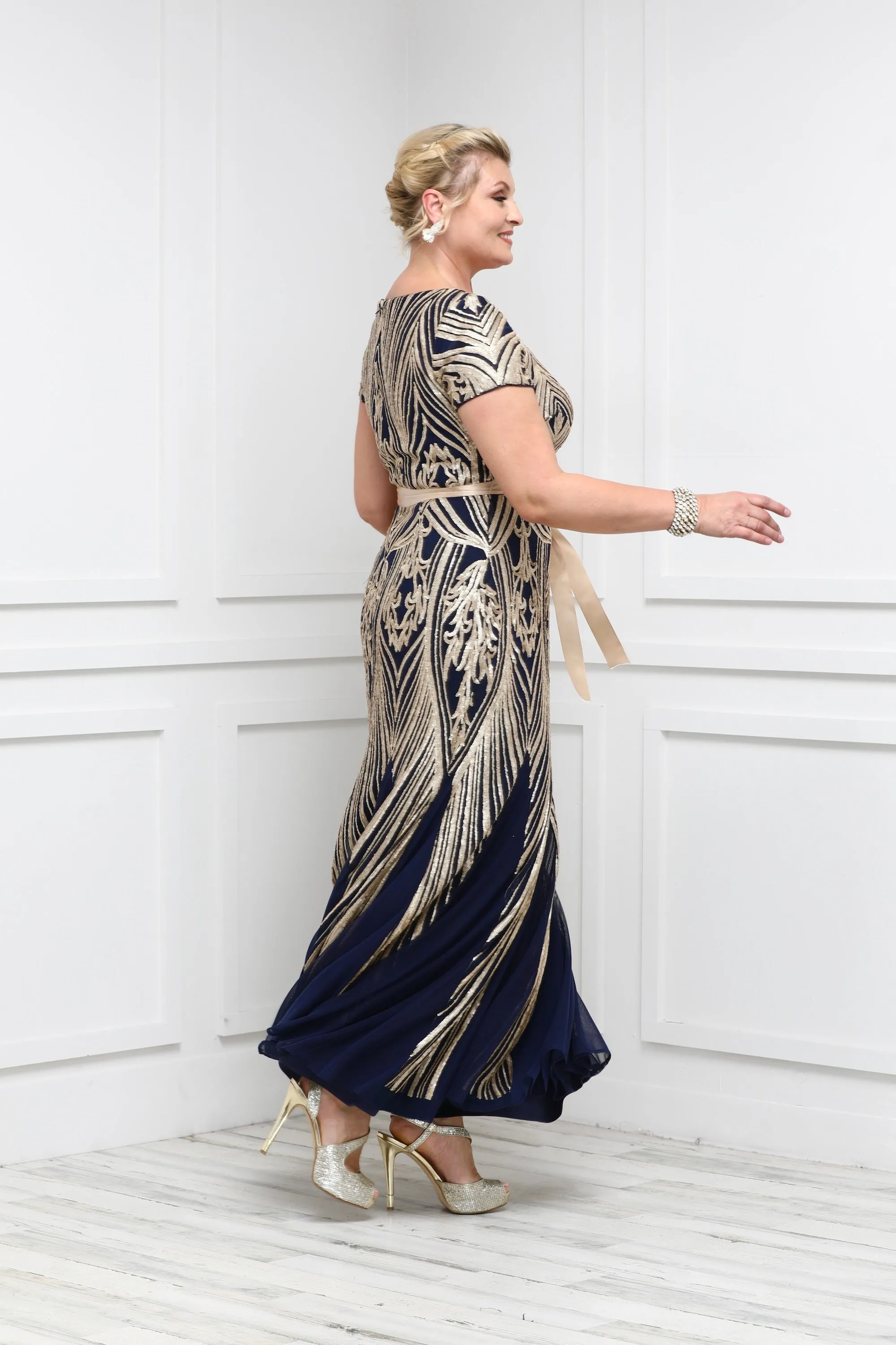 Women's Short Sleeve Sequin Panel Godet  Evening Gown